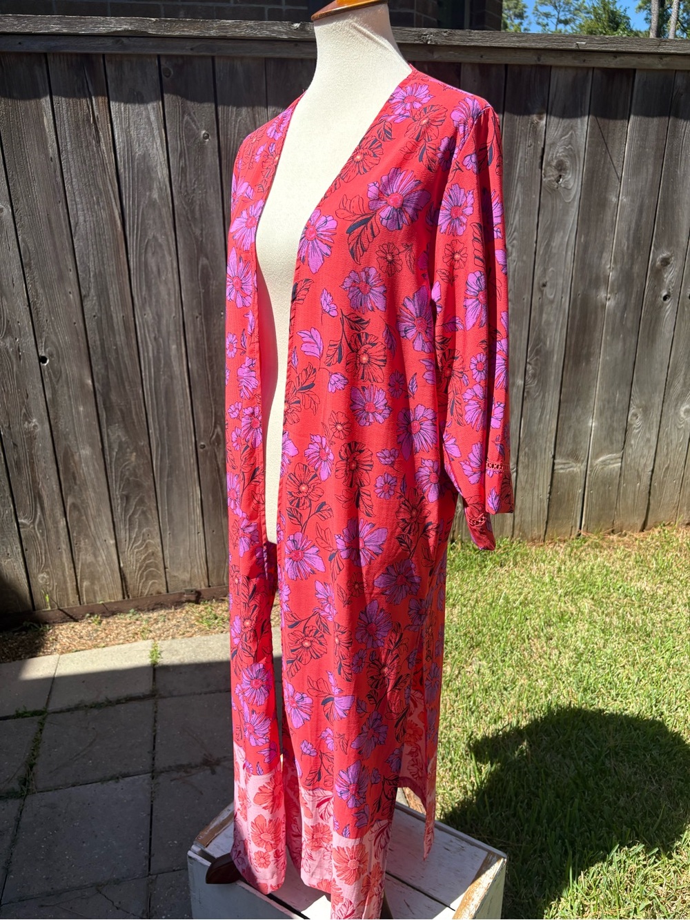 Jessica Simpson Red Purple Floral Open Kimono Robe with Pink Accents